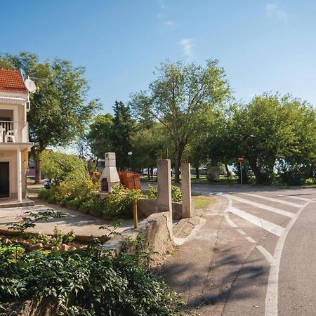 Nice Apartment In Raslina With House Sea View Exterior foto