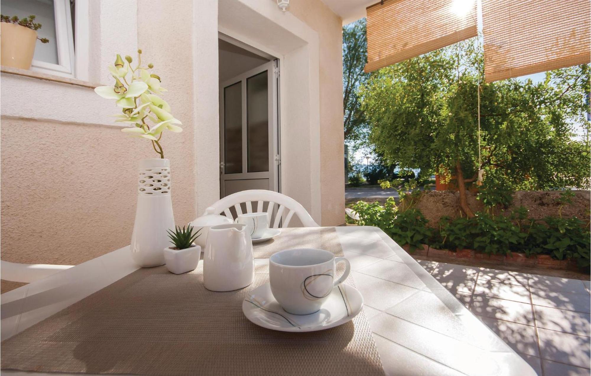 Nice Apartment In Raslina With House Sea View Exterior foto